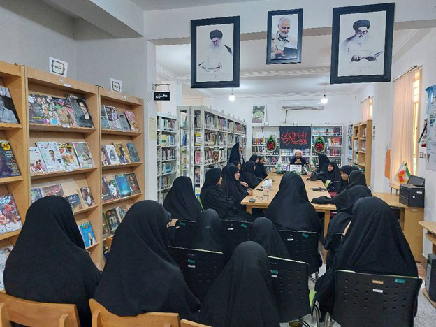 نشست هم اندیشی با موضوع عفاف و حجاب در کتابخانه عمومی صاحب الزمان(عج) شهرستان سیریک برگزار شد